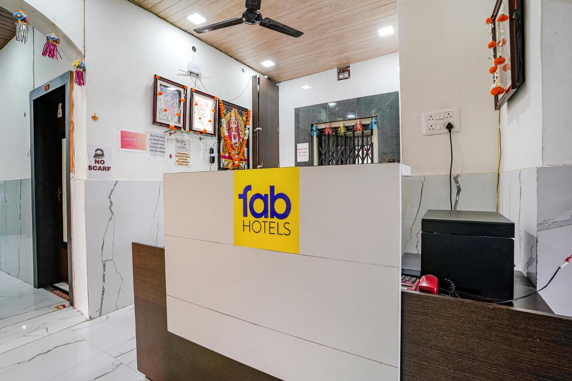 Fabexpress Sai Lodging I - Nr Nashik Railway Station Extérieur photo